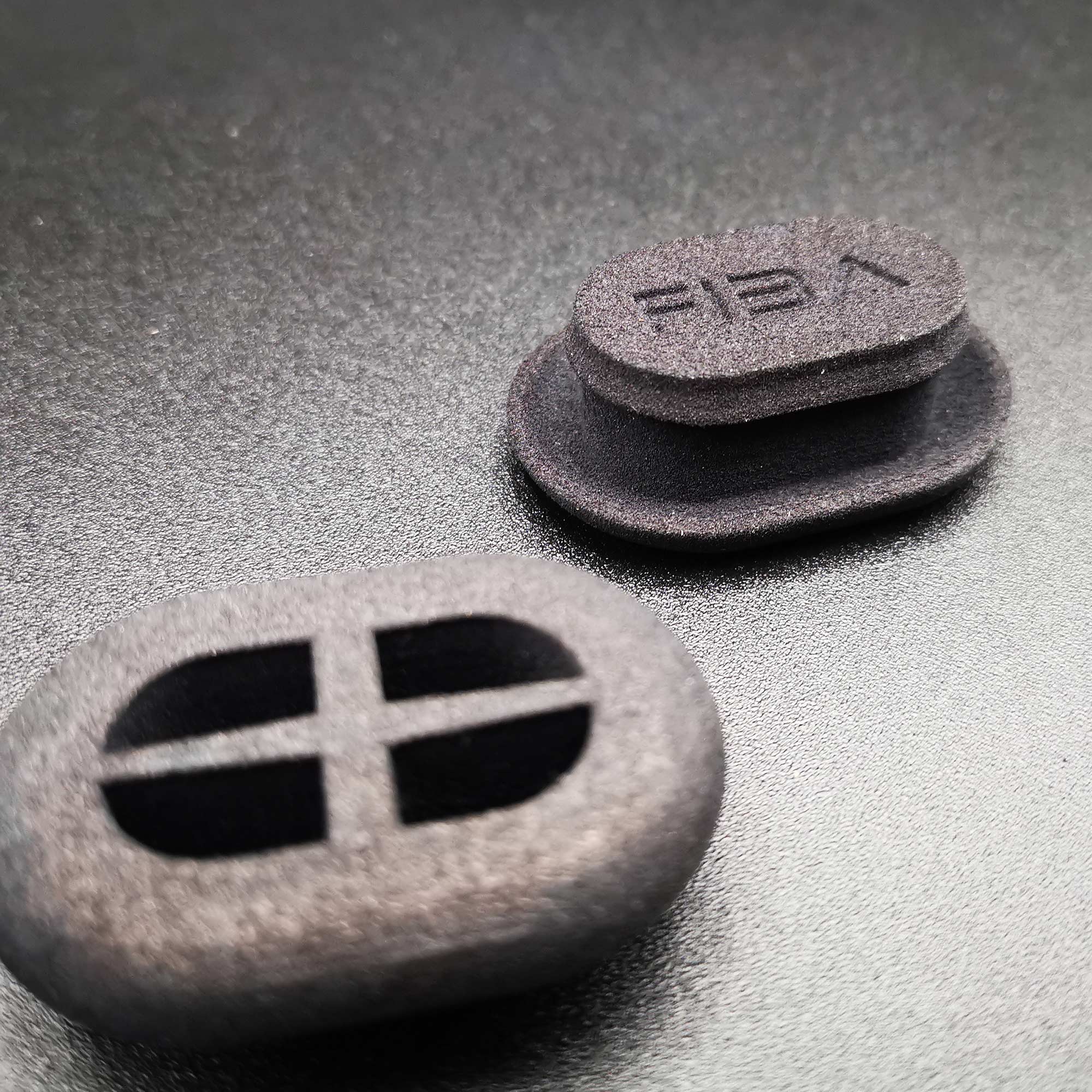 1G DSM Under Chassis (Rear Oval Plug) TPU MB590076