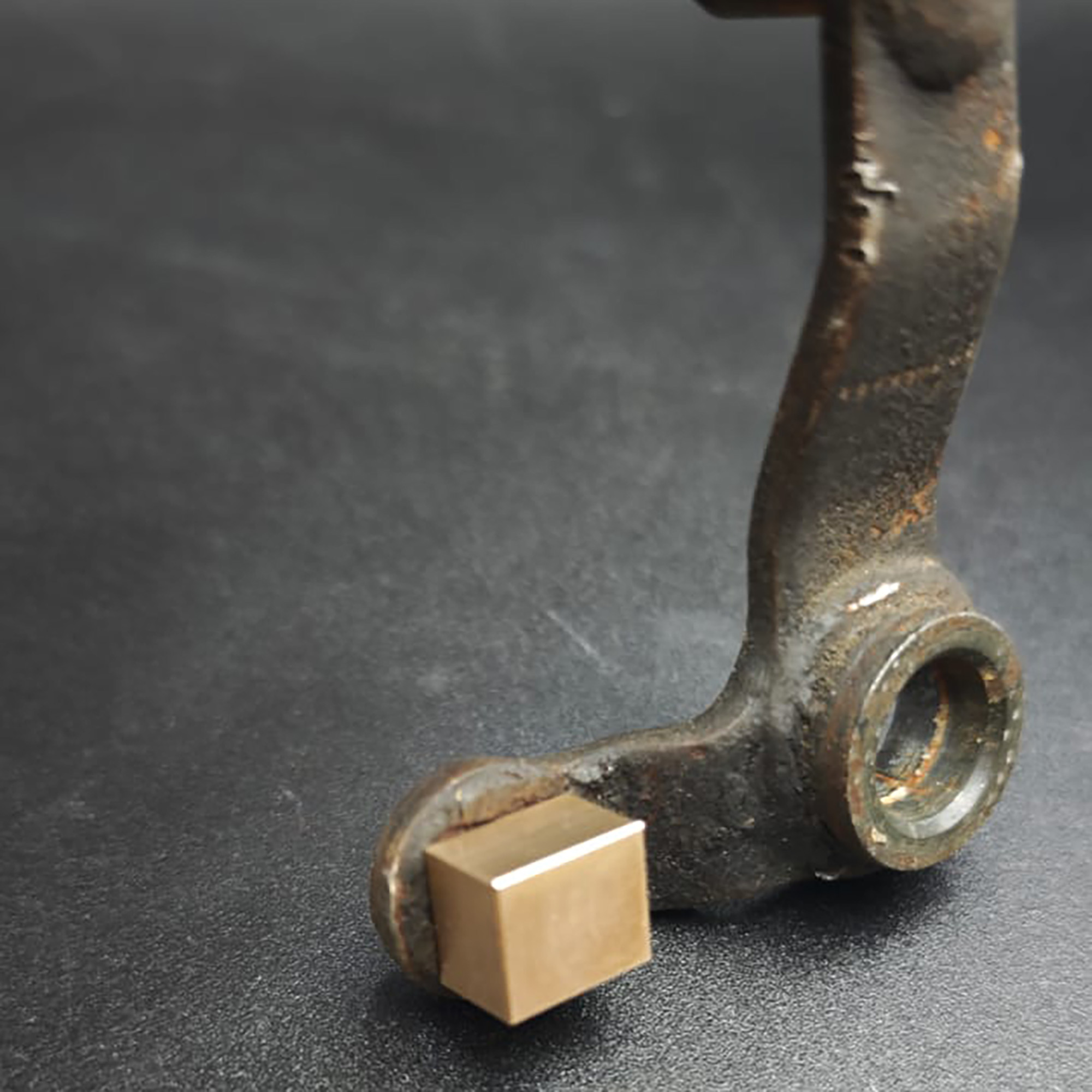Billet Brass Shifter Bush Block MD712919 (manual) - Image 4